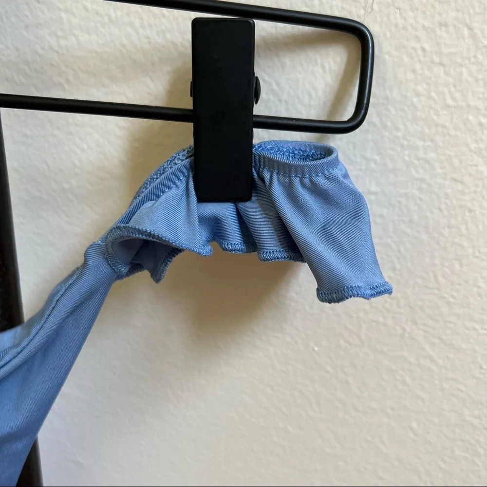 Frankies Bikinis Ruffle Bottom 🫐 - Picture 3 of 5